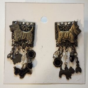 Charming Scottish Terrier Dangle Earrings. Metal Unknown